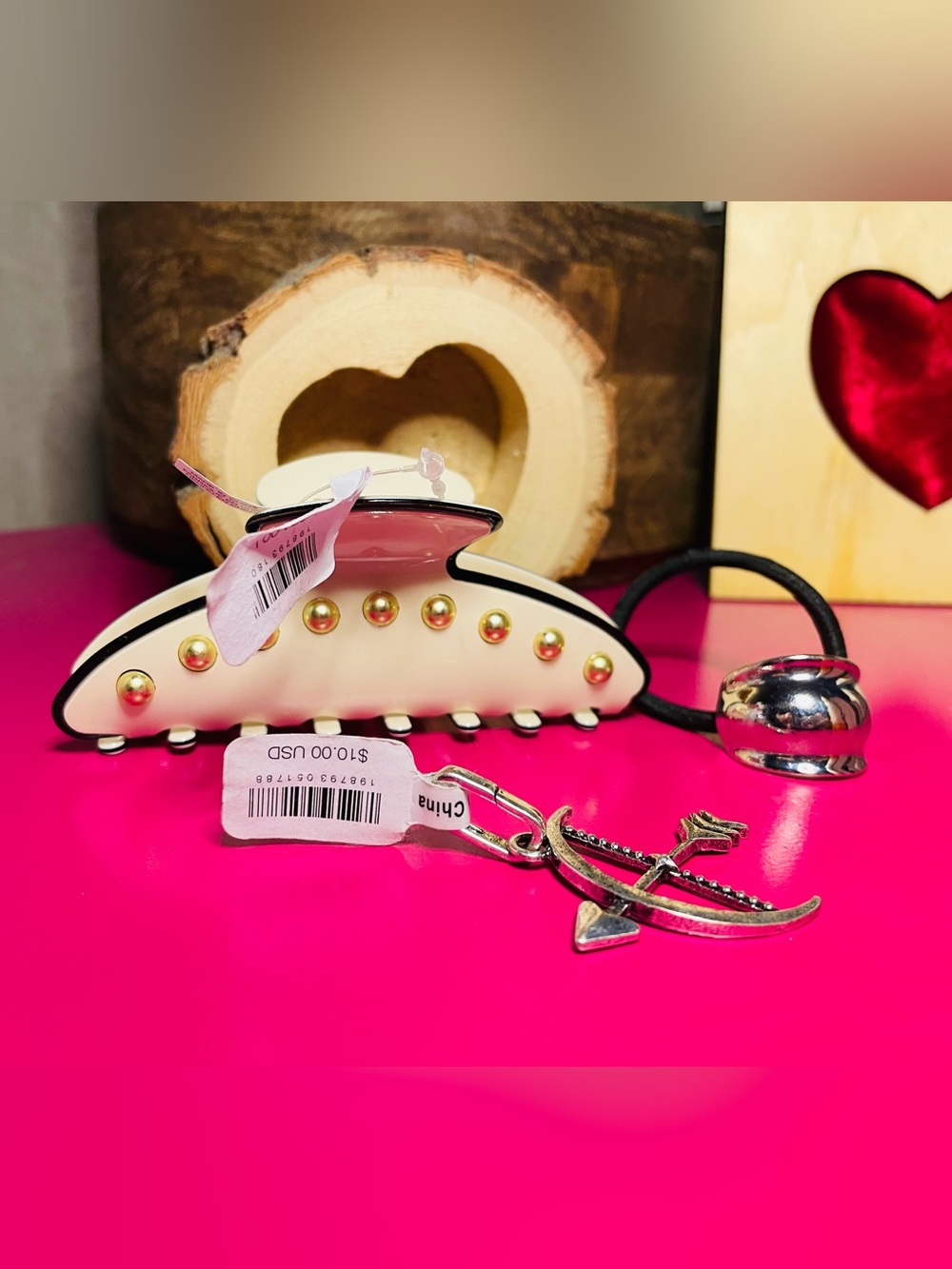 Free People Accessory Bundle Women’s Claw Clip / Pony Tail Holder & Bag Charm